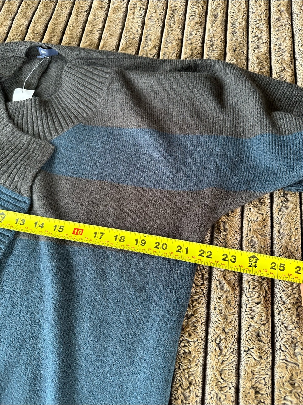 ๐5 for $45๐NWT Gap cardigan sweater size M - Picture 8 of 9
